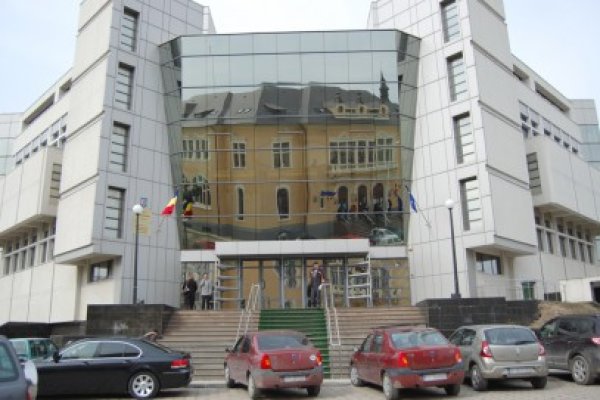 Hoţ lăsat în libertate în urma împăcării părţilor